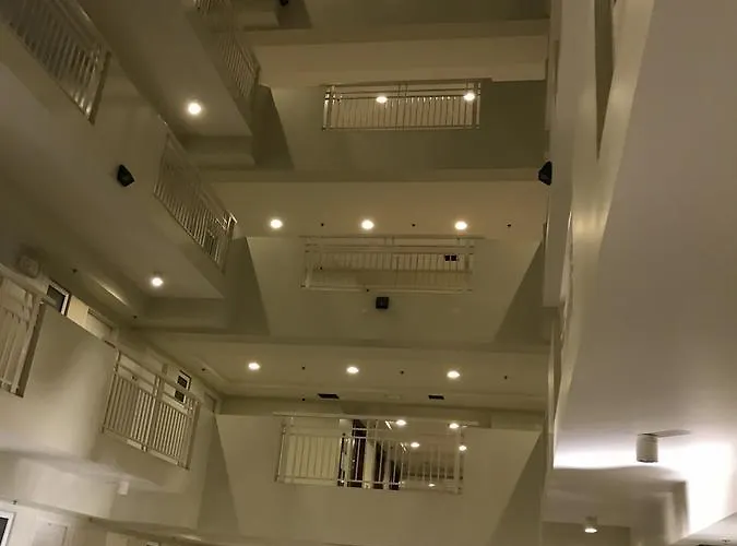 Cozy Urban Living With Amenities - Kapitolyo Pasig Apartahotel *