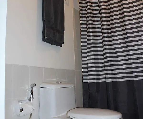 Apartahotel Cozy Urban Living With Amenities - Kapitolyo Pasig *