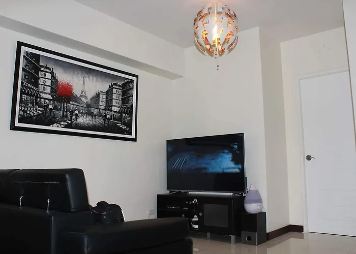 Cozy Urban Living With Amenities - Kapitolyo Pasig Apartahotel *