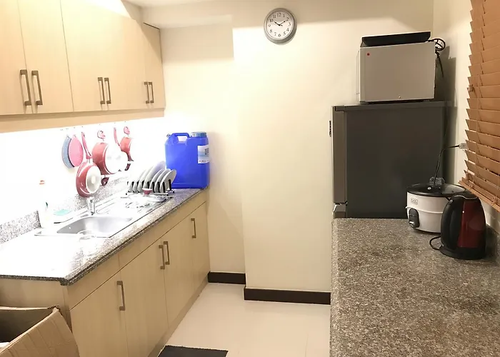 Cozy Urban Living With Amenities - Kapitolyo Pasig Apartahotel