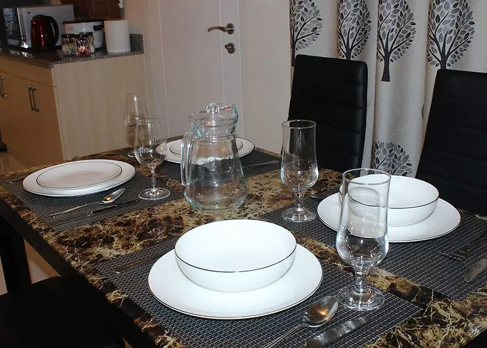 Cozy Urban Living With Amenities - Kapitolyo Pasig Apartahotel *